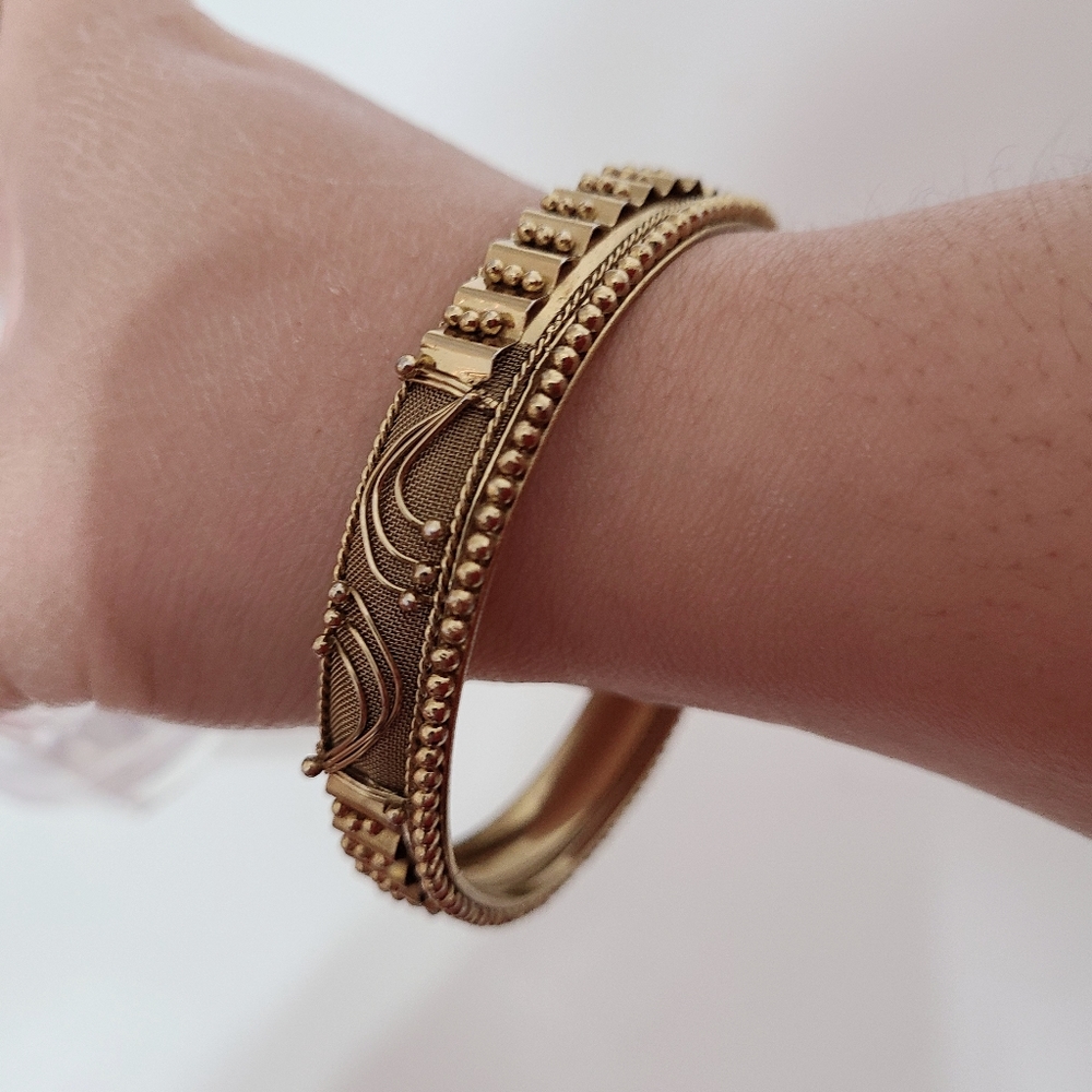 Gold Bangle 2 Piece Set